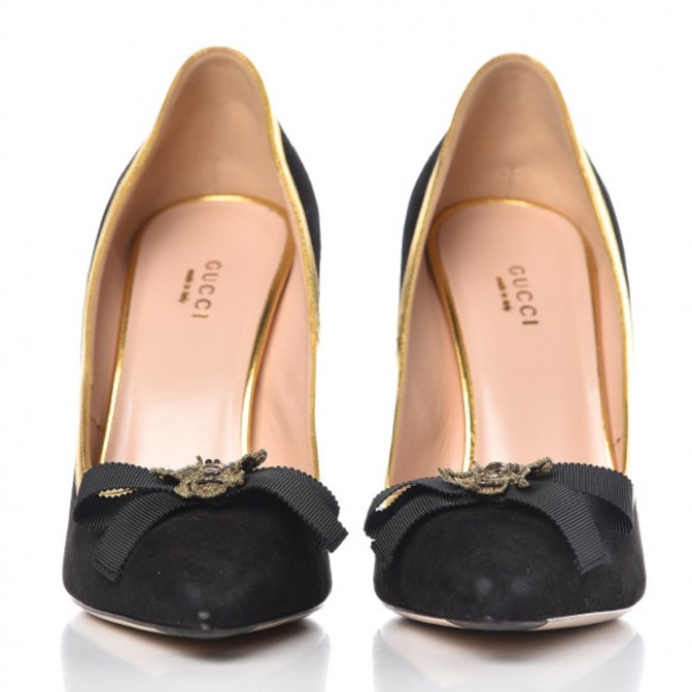 GUCCI 
Suede Calfskin Embroidered Bee Bow Pumps 37 1/2 Black
